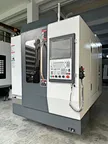 Máquina CNC de 5 eixos